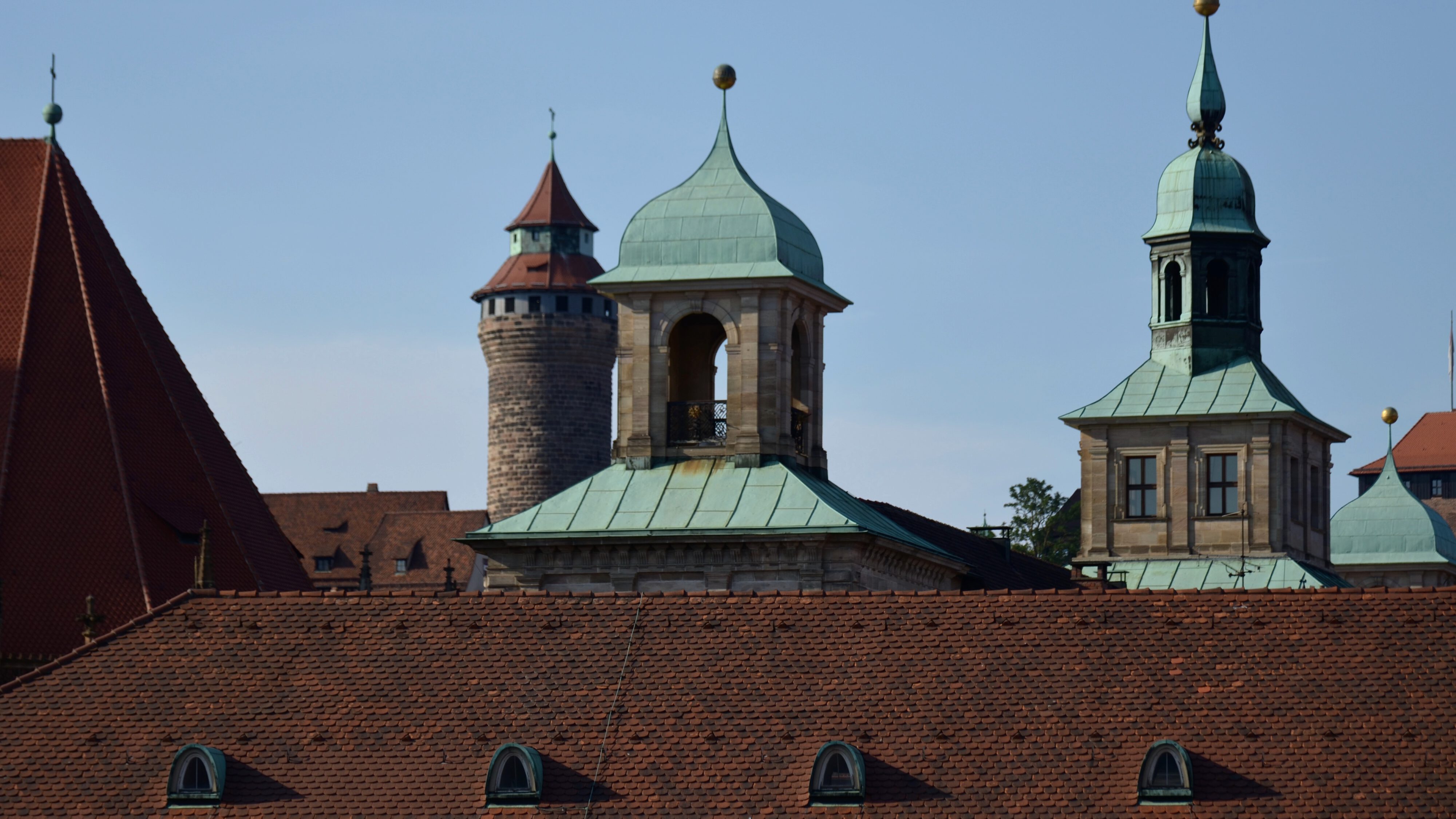 Roof of Nurembergs Majors House, Sinwelltower of the Imperial Castle in the background